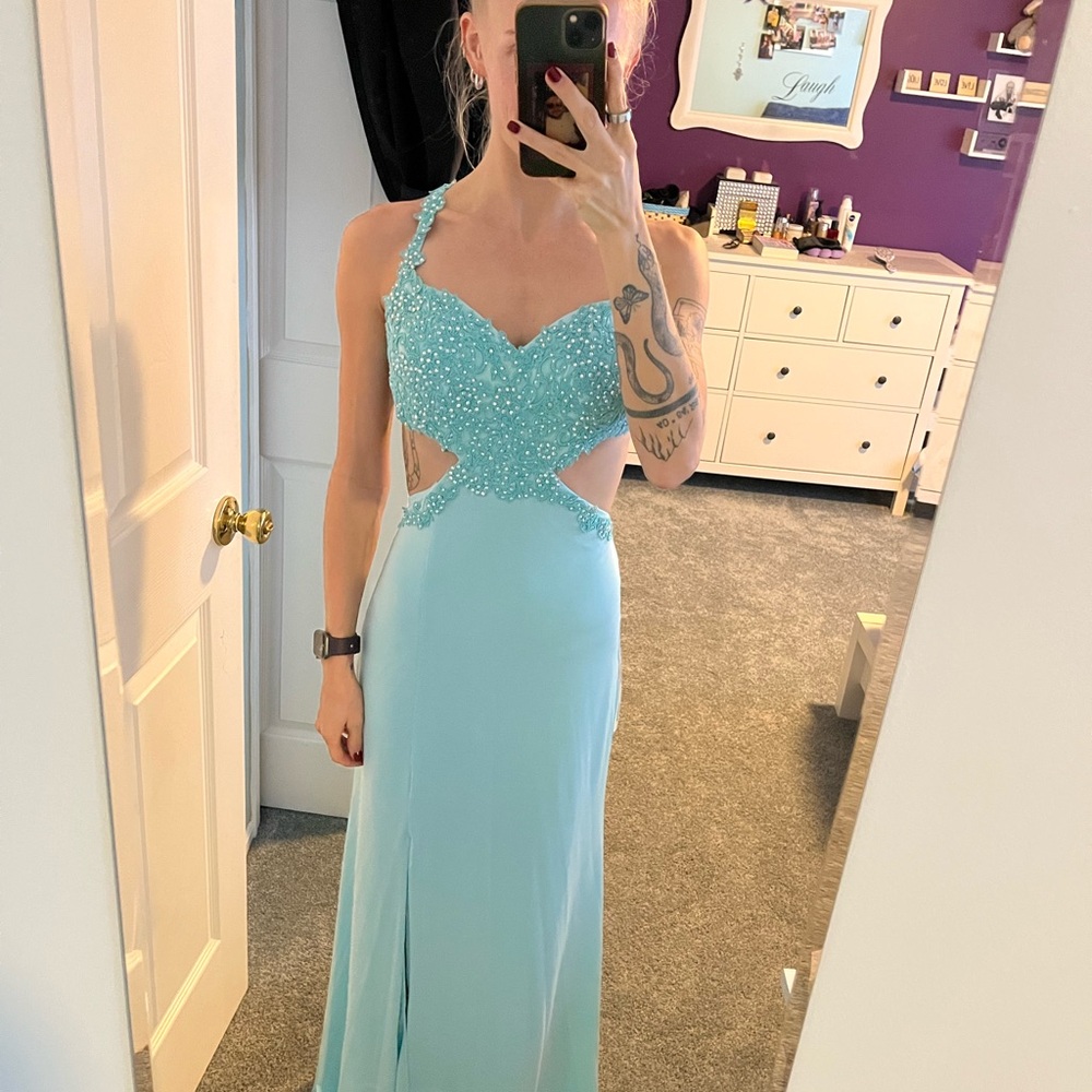 Elegant Blue Prom Gown